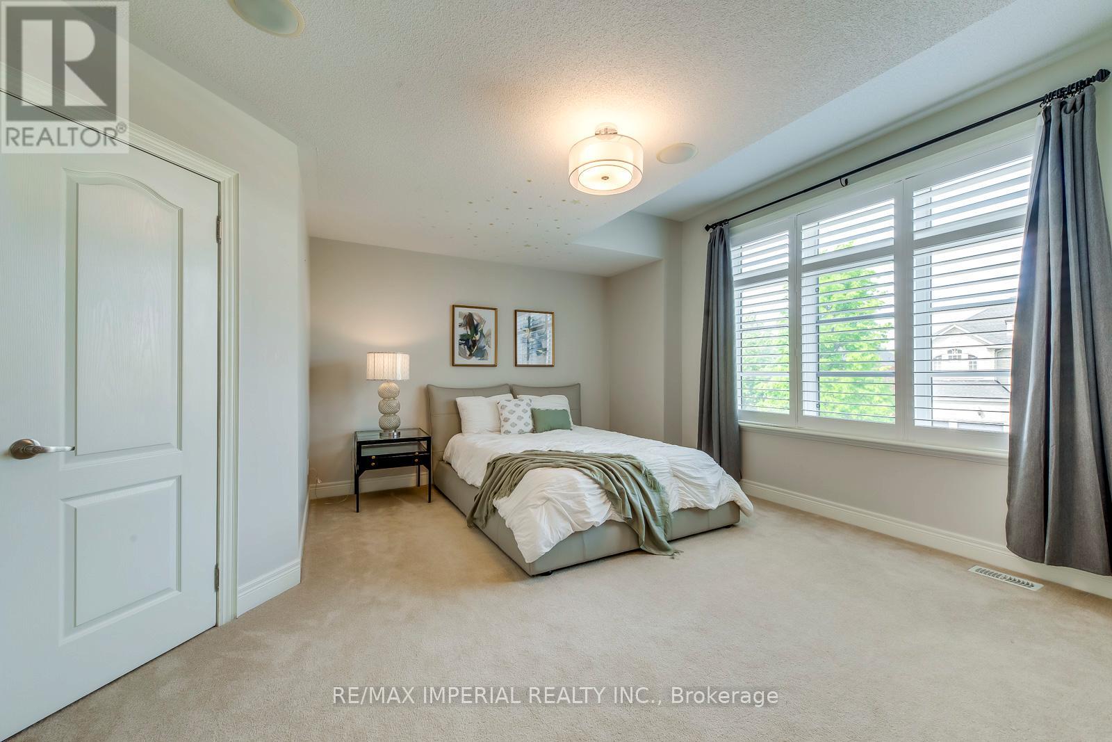 2382 Robmar Drive, Oakville, Ontario  L6H 0B2 - Photo 34 - W12194188