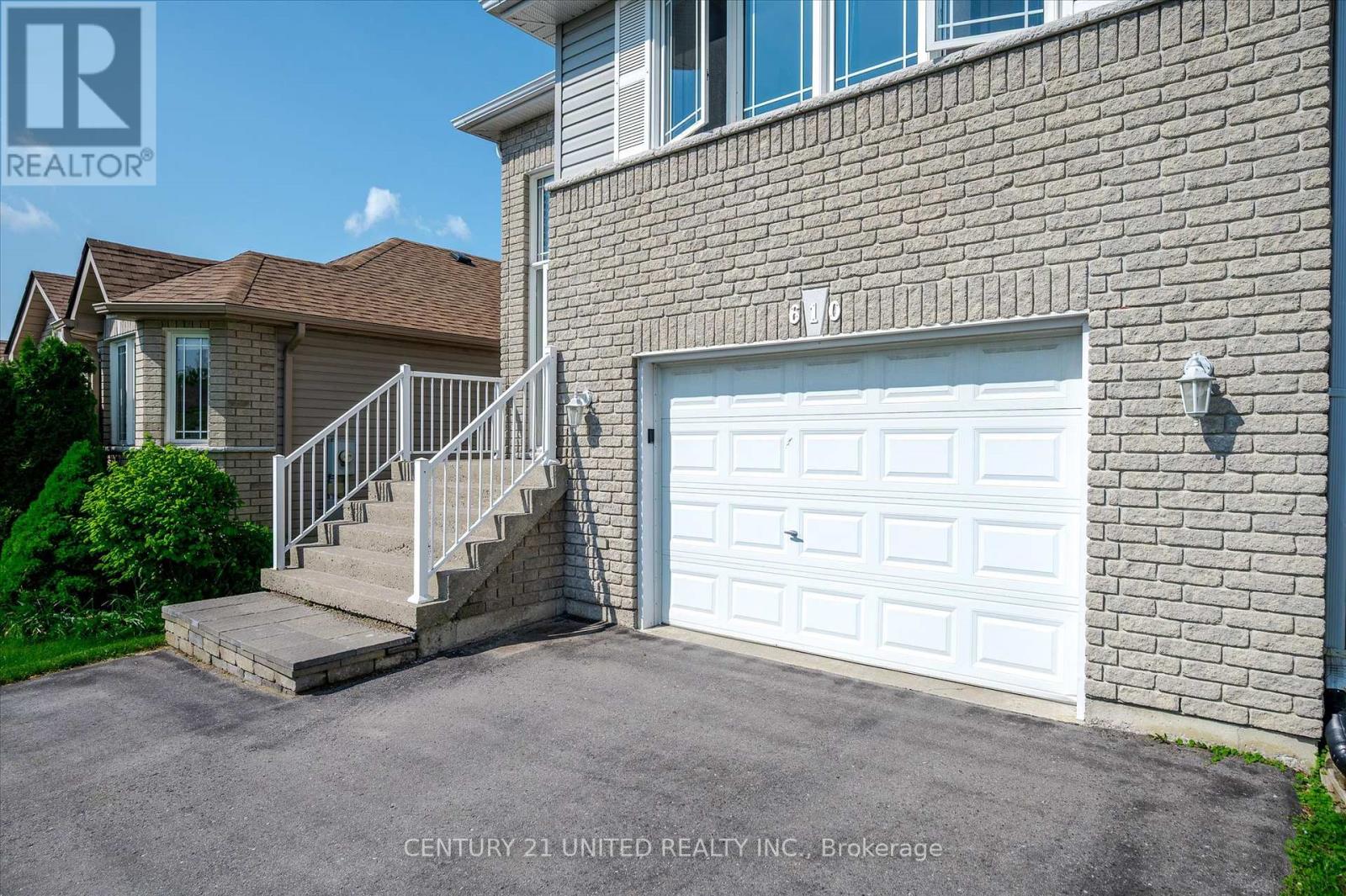 610 Clancy Crescent, Peterborough West, Ontario  K9K 2S2 - Photo 5 - X12215958
