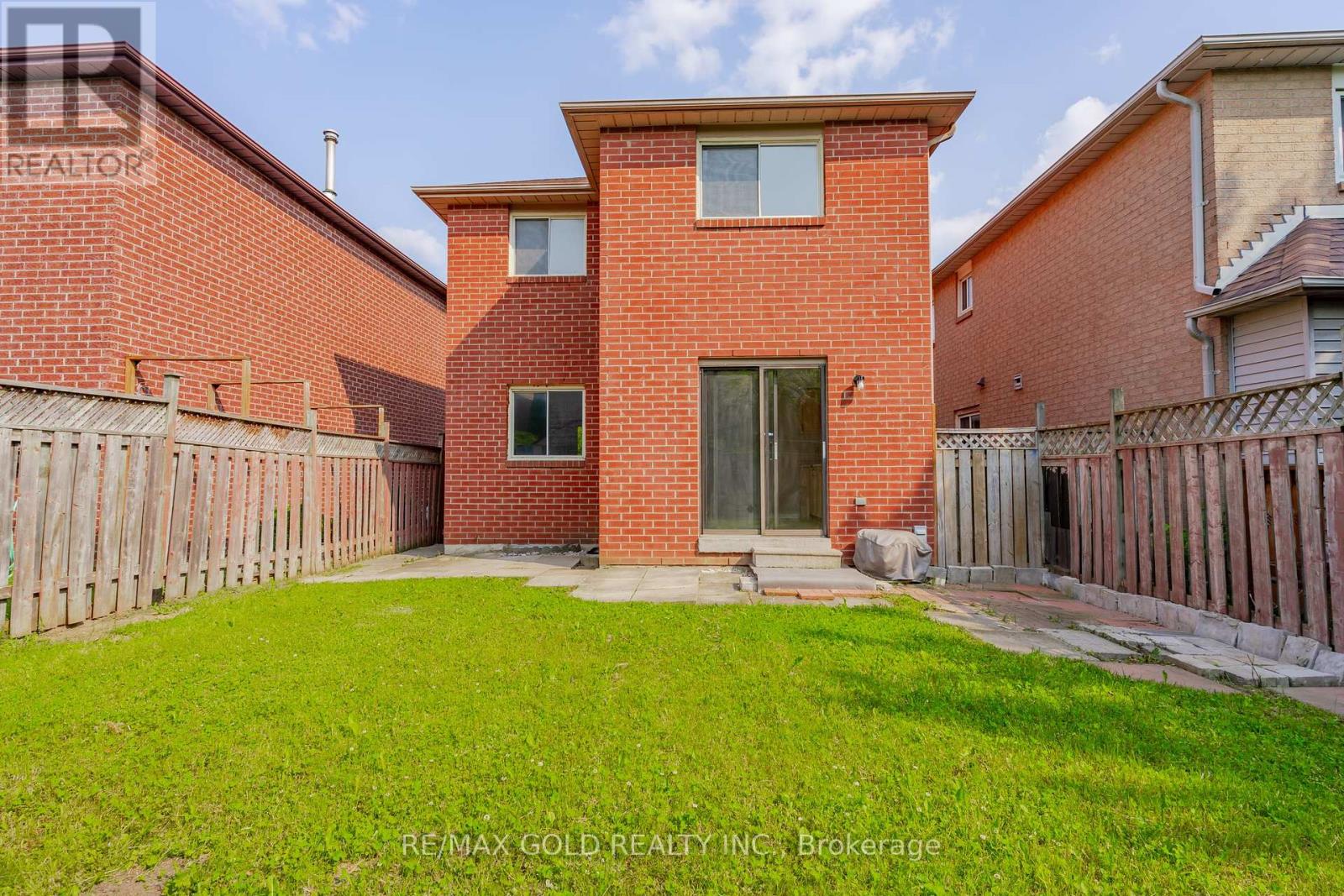24 Banner Road, Brampton, Ontario  L6X 4K6 - Photo 29 - W12206226