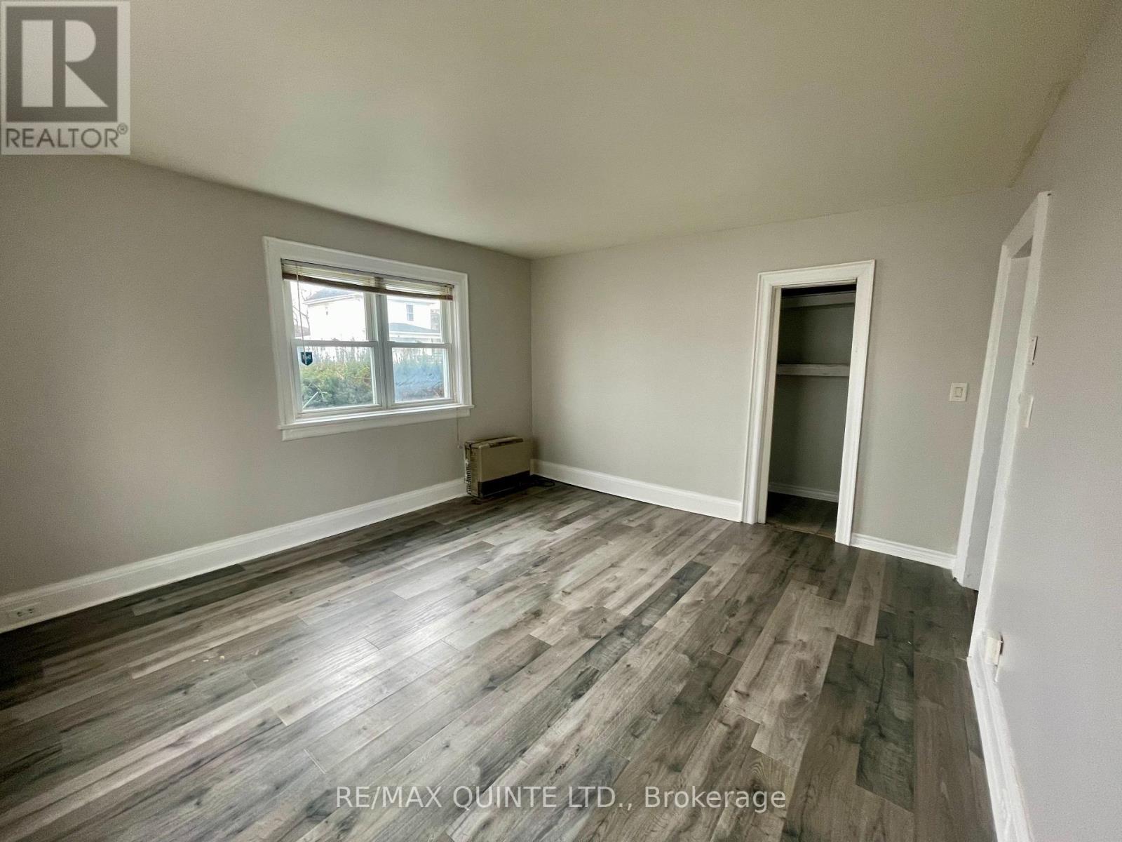 322 Coleman Street, Belleville, Ontario  K8P 3J2 - Photo 4 - X12215974