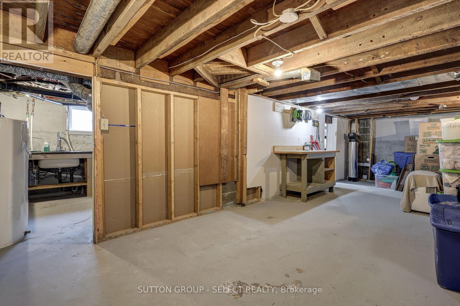 126 Brisbin Street, London East, Ontario  N5Z 2M1 - Photo 33 - X12216026