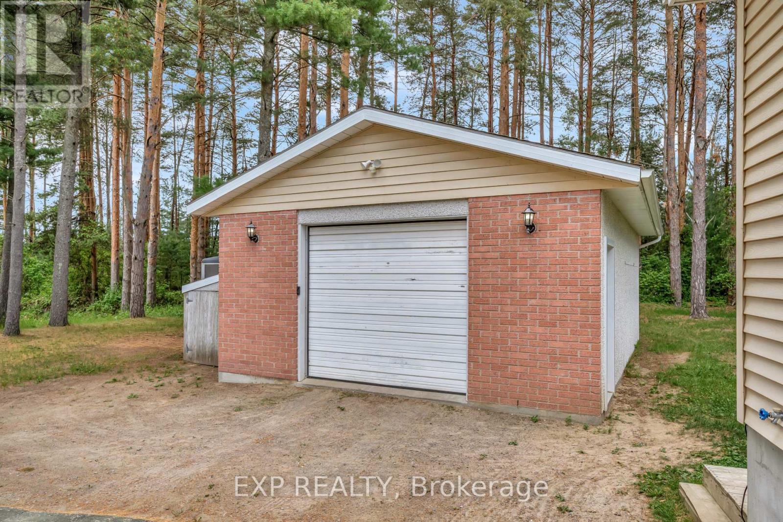 1112 County Road 5, Quinte West, Ontario  K0K 2C0 - Photo 3 - X12215963