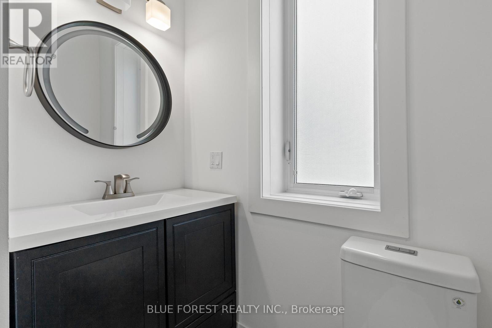 22676 Thames Road, Southwest Middlesex (Appin), Ontario  N0L 1A0 - Photo 24 - X12215997