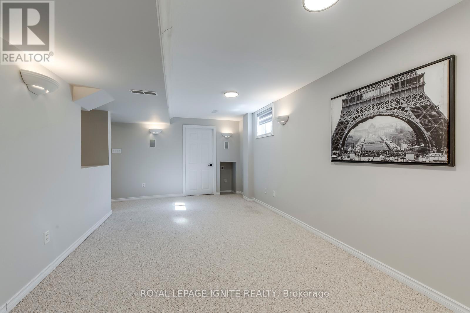 2390 Orchard Road, Burlington (Orchard), Ontario  L7L 6N6 - Photo 35 - W12215856