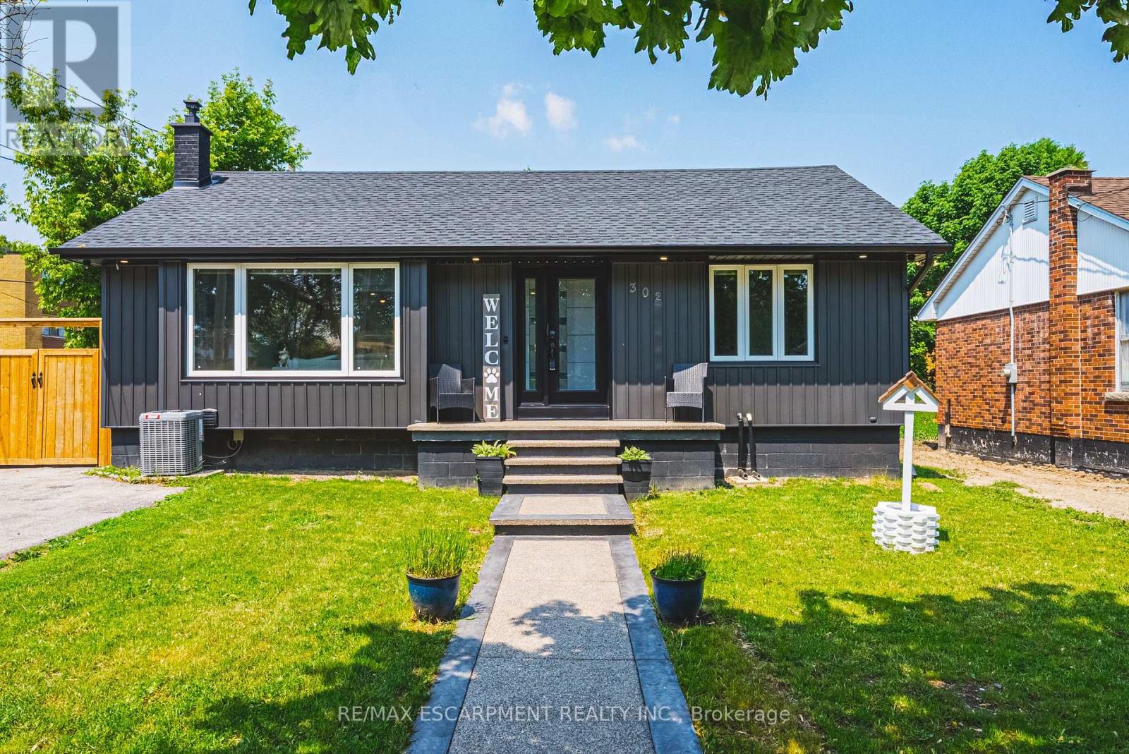 302 EAST 43RD STREET, Hamilton, Ontario