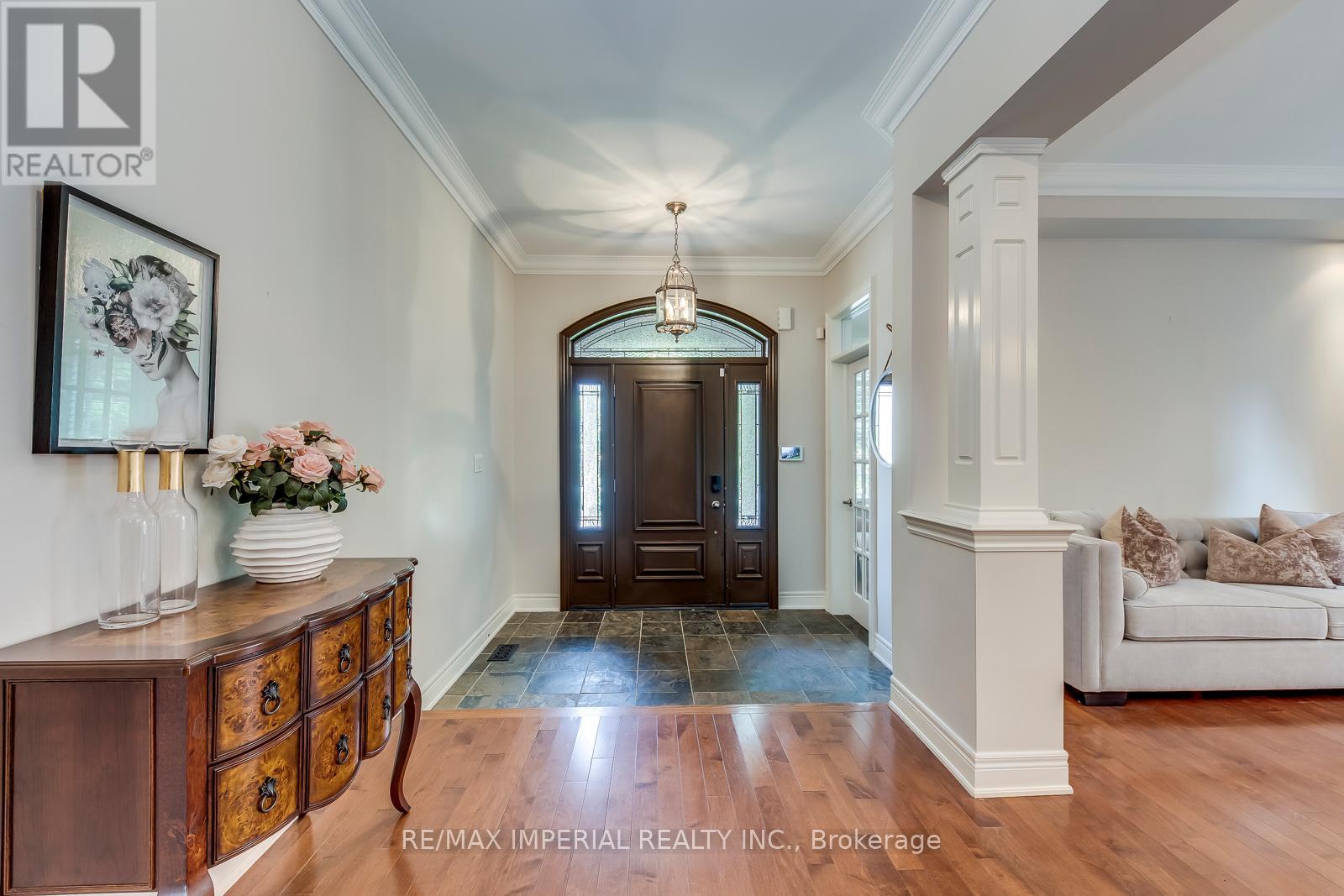 2382 Robmar Drive, Oakville, Ontario  L6H 0B2 - Photo 5 - W12194188