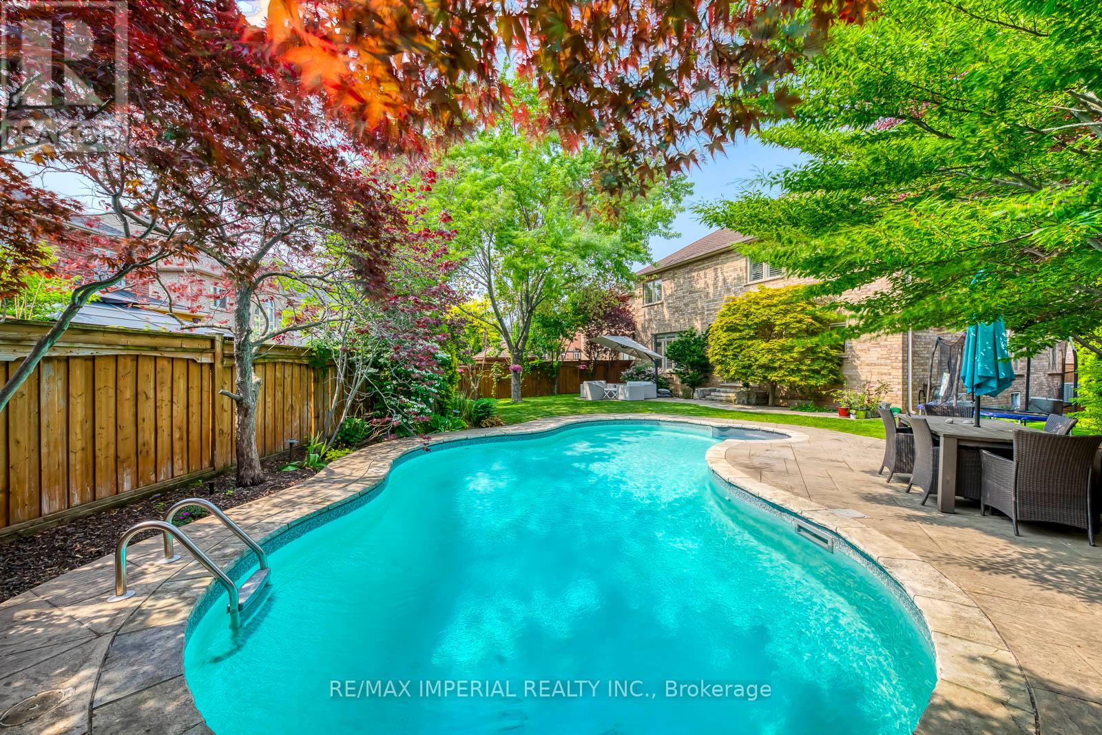 2382 Robmar Drive, Oakville, Ontario  L6H 0B2 - Photo 47 - W12194188