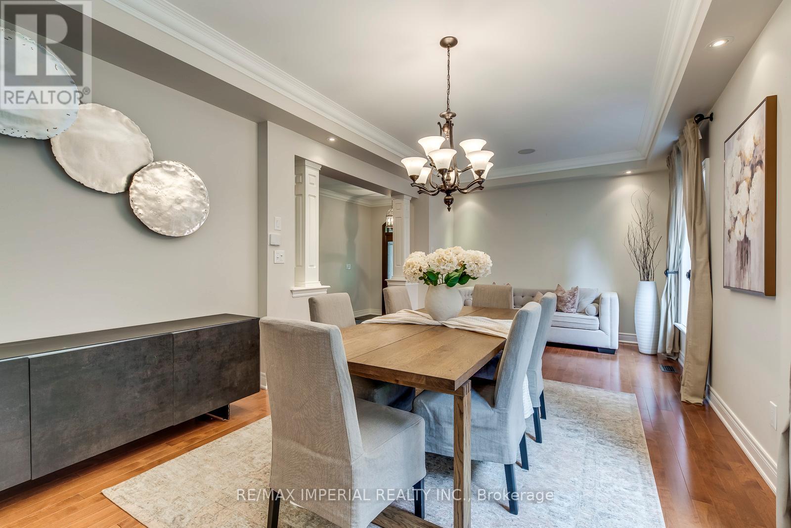 2382 Robmar Drive, Oakville, Ontario  L6H 0B2 - Photo 10 - W12194188