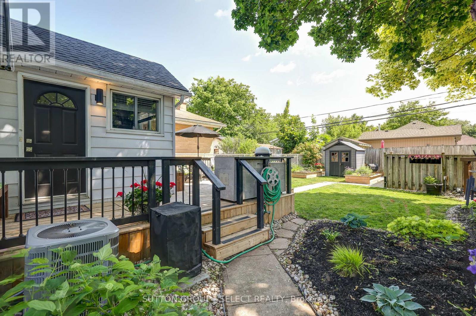 126 Brisbin Street, London East, Ontario  N5Z 2M1 - Photo 36 - X12216026