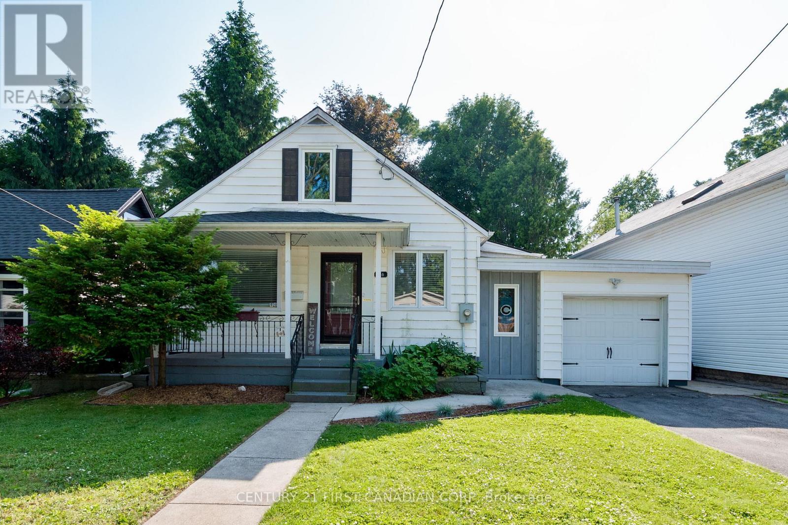 Photo 2 of 35 for 136 Columbia Avenue