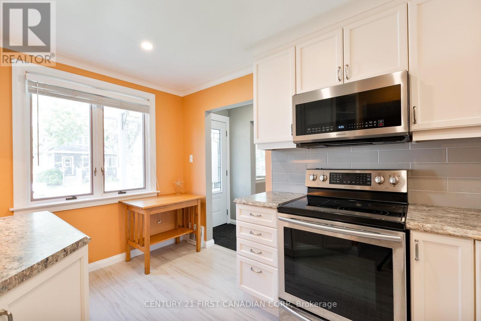 Photo 8 of 35 for 136 Columbia Avenue