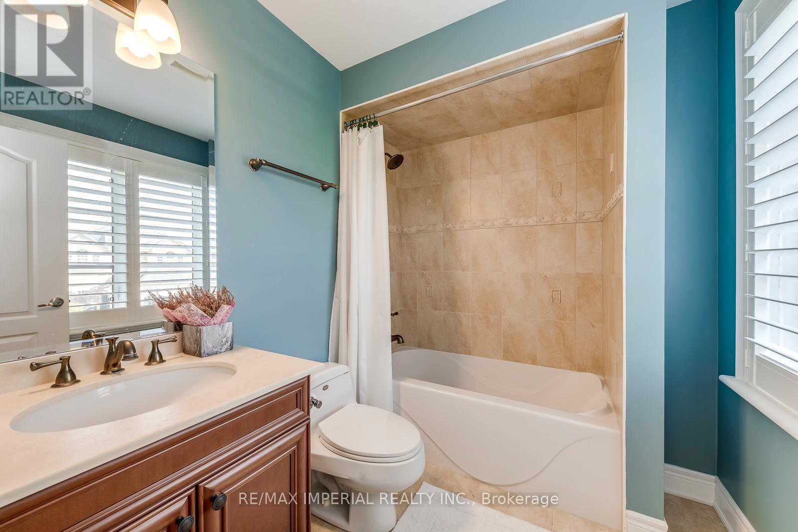 2382 Robmar Drive, Oakville, Ontario  L6H 0B2 - Photo 33 - W12194188