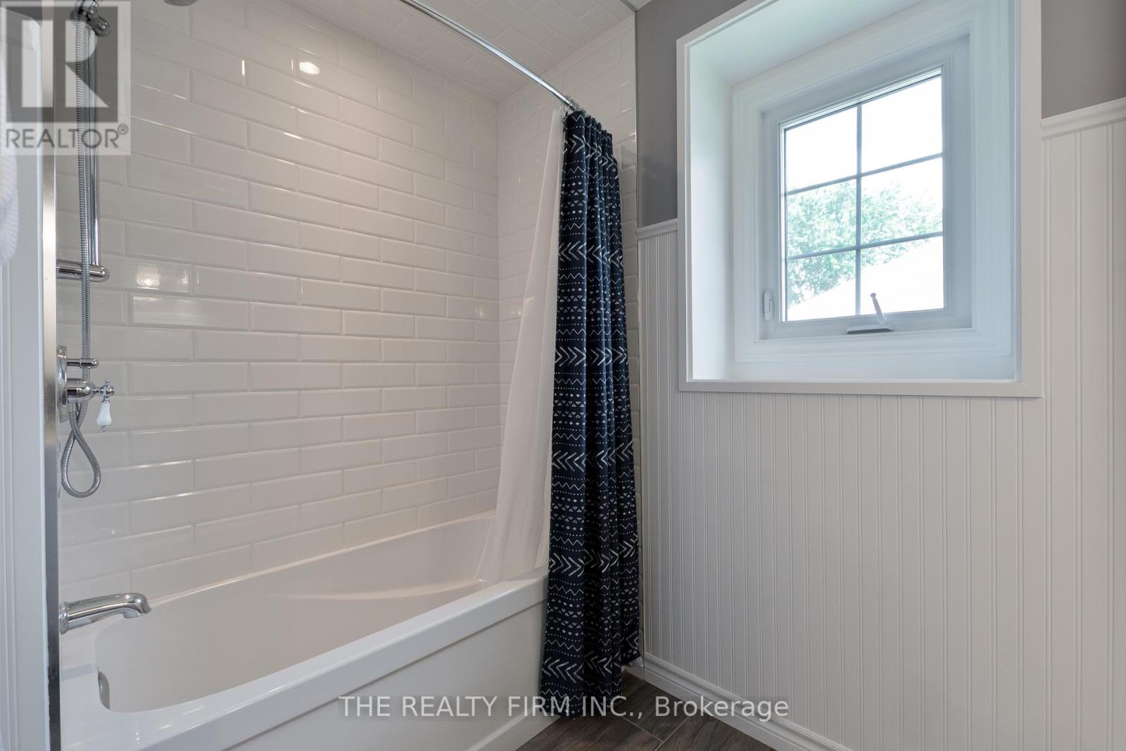 82 Masonville Crescent, London North (North G), Ontario  N5X 3T2 - Photo 28 - X12216450