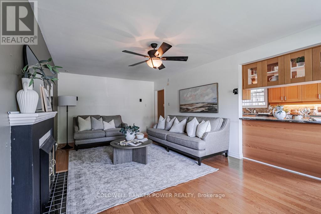 14 Cowan Avenue, London South, Ontario  N6C 4E6 - Photo 14 - X12216607
