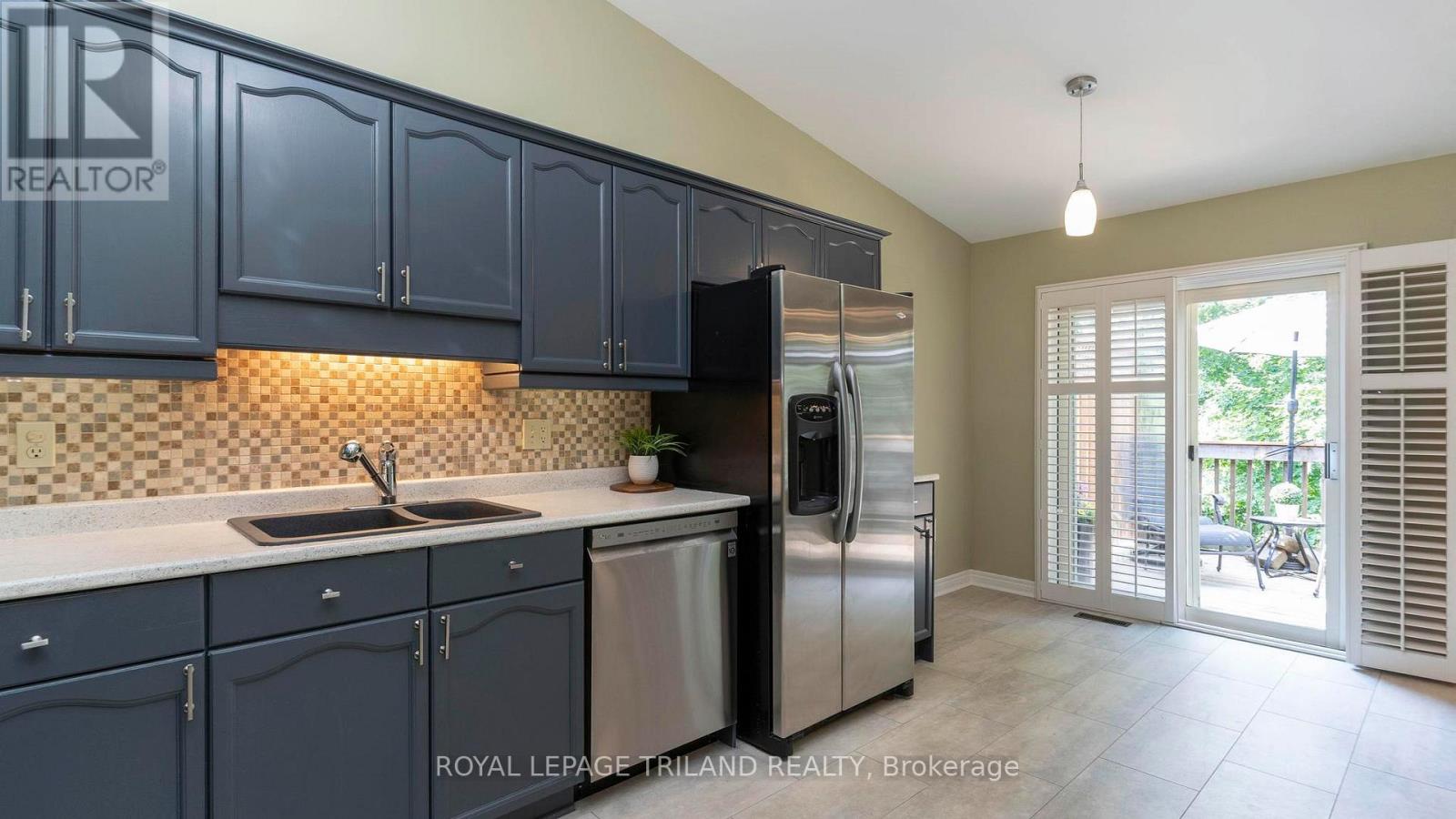 7 - 1241 Hamilton Road, London East (East P), Ontario  N5W 6B3 - Photo 8 - X12216524