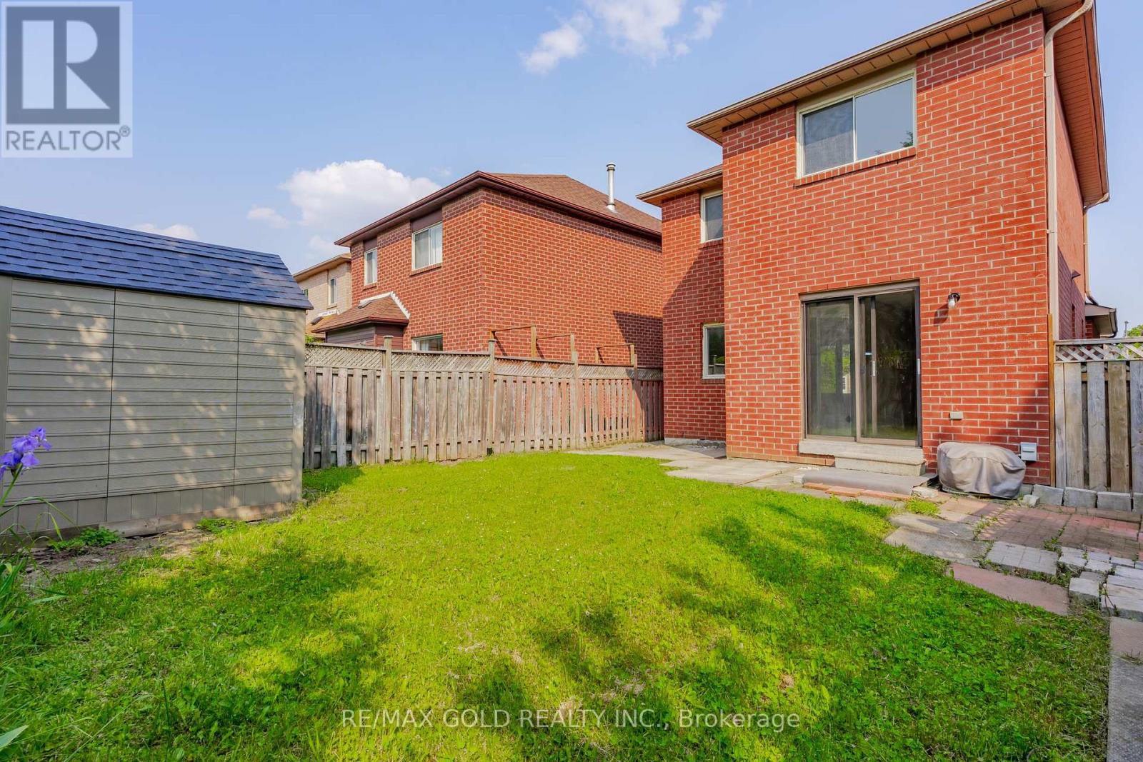 24 Banner Road, Brampton, Ontario  L6X 4K6 - Photo 28 - W12206226