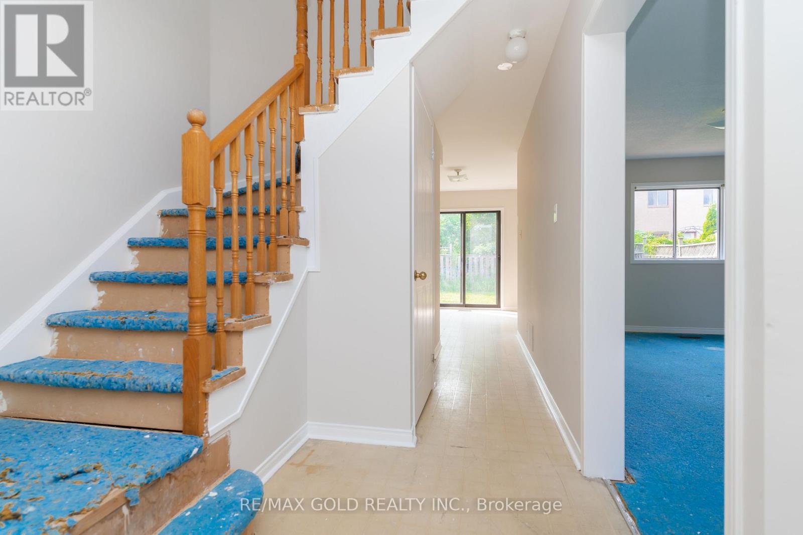 24 Banner Road, Brampton, Ontario  L6X 4K6 - Photo 5 - W12206226