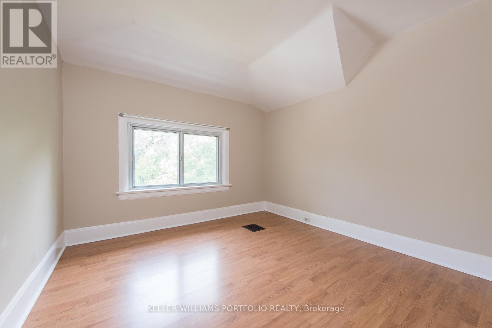 254 Evelyn Avenue, Toronto, Ontario  M6P 2Z9 - Photo 30 - W12215942