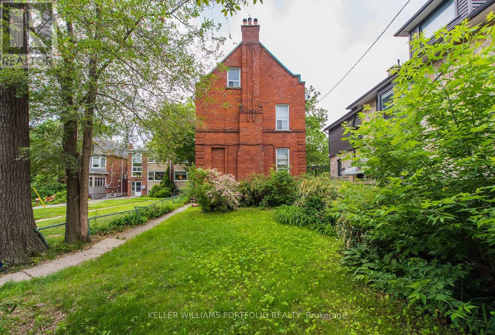 254 Evelyn Avenue, Toronto, Ontario  M6P 2Z9 - Photo 42 - W12215942