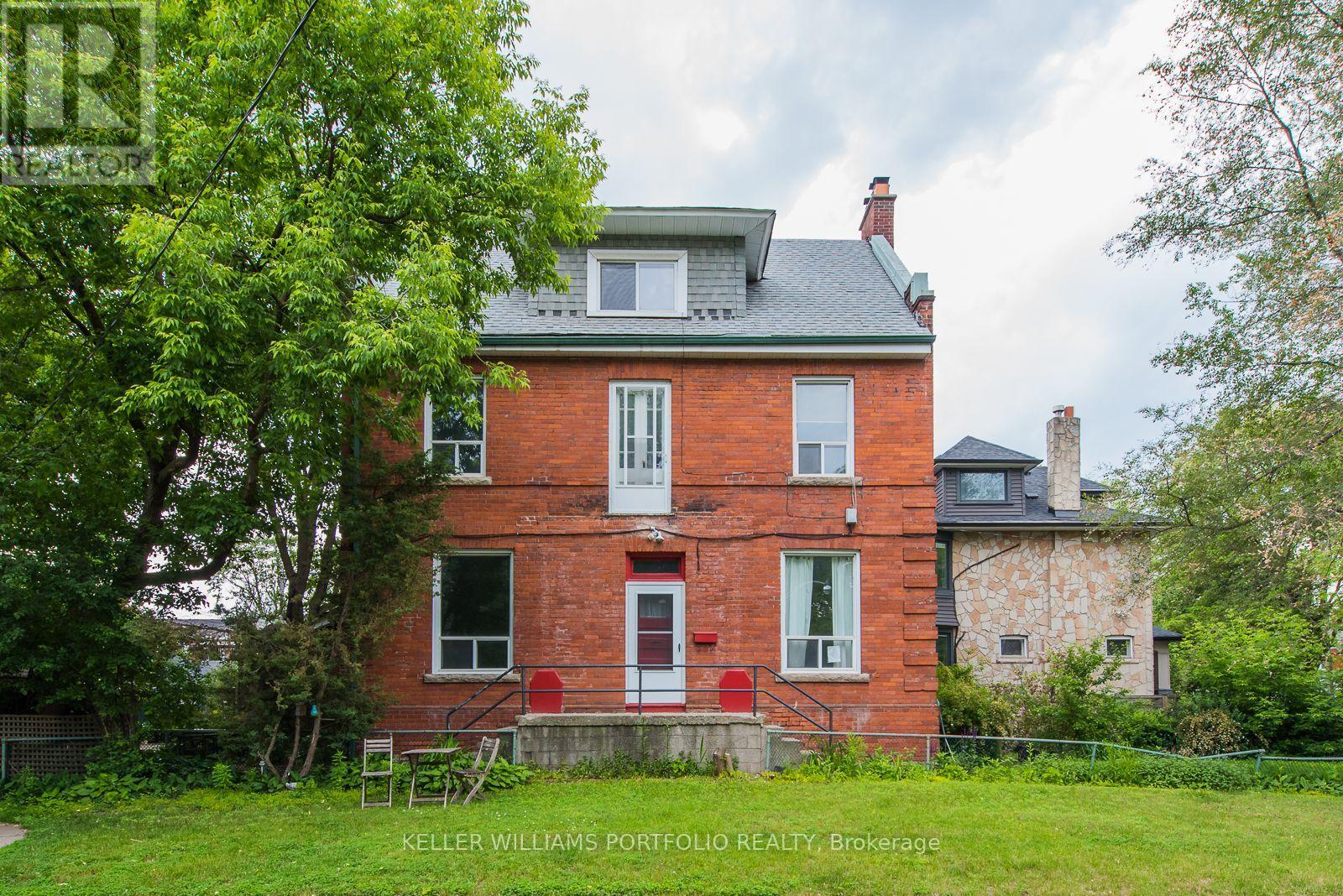 254 EVELYN AVENUE, Toronto, Ontario