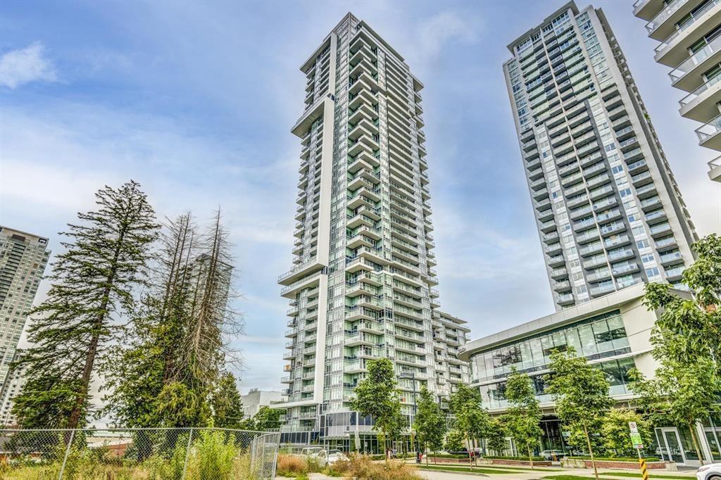 509 13350 Central Avenue, Surrey, British Columbia  V3T 0S1 - Photo 1 - R3014764
