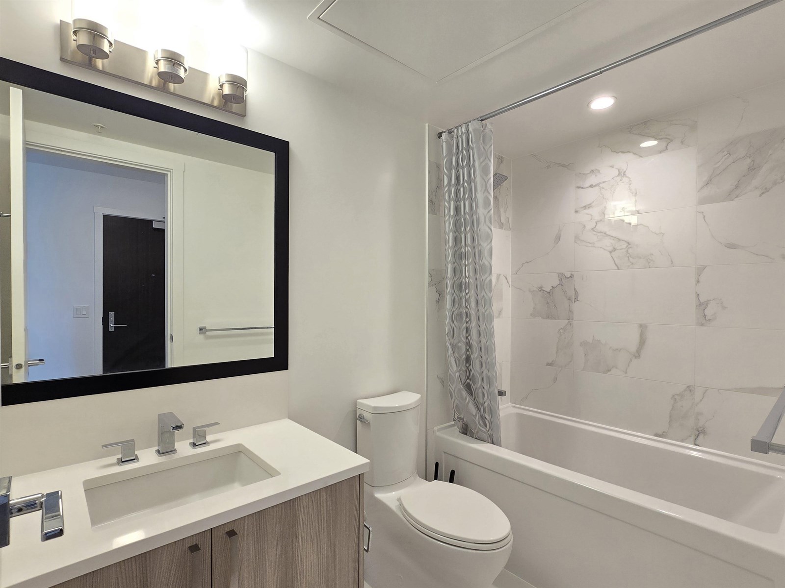 509 13350 Central Avenue, Surrey, British Columbia  V3T 0S1 - Photo 14 - R3014764