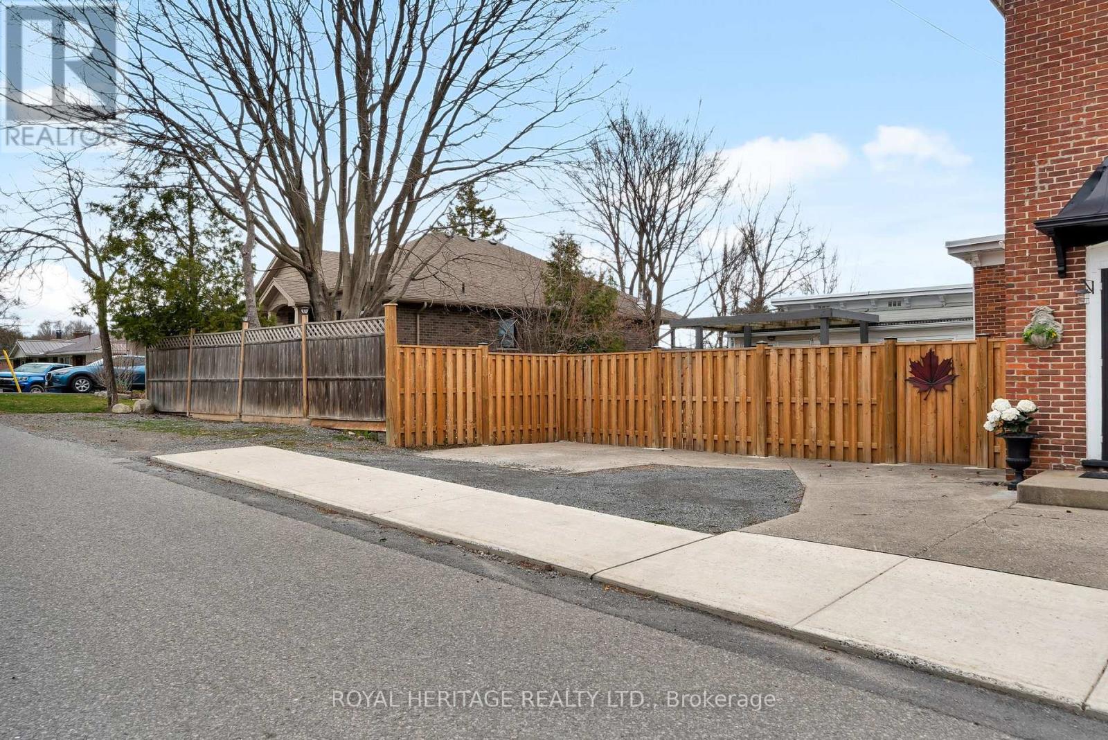 33 Kingsley Avenue, Brighton, Ontario  K0K 1H0 - Photo 4 - X12216430