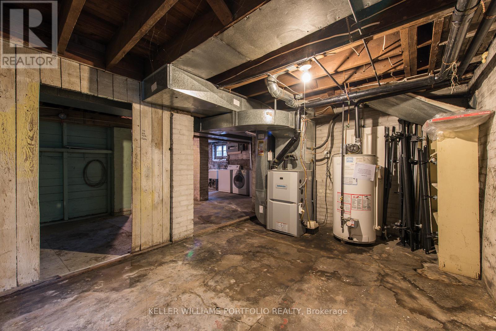 254 Evelyn Avenue, Toronto, Ontario  M6P 2Z9 - Photo 40 - W12215942