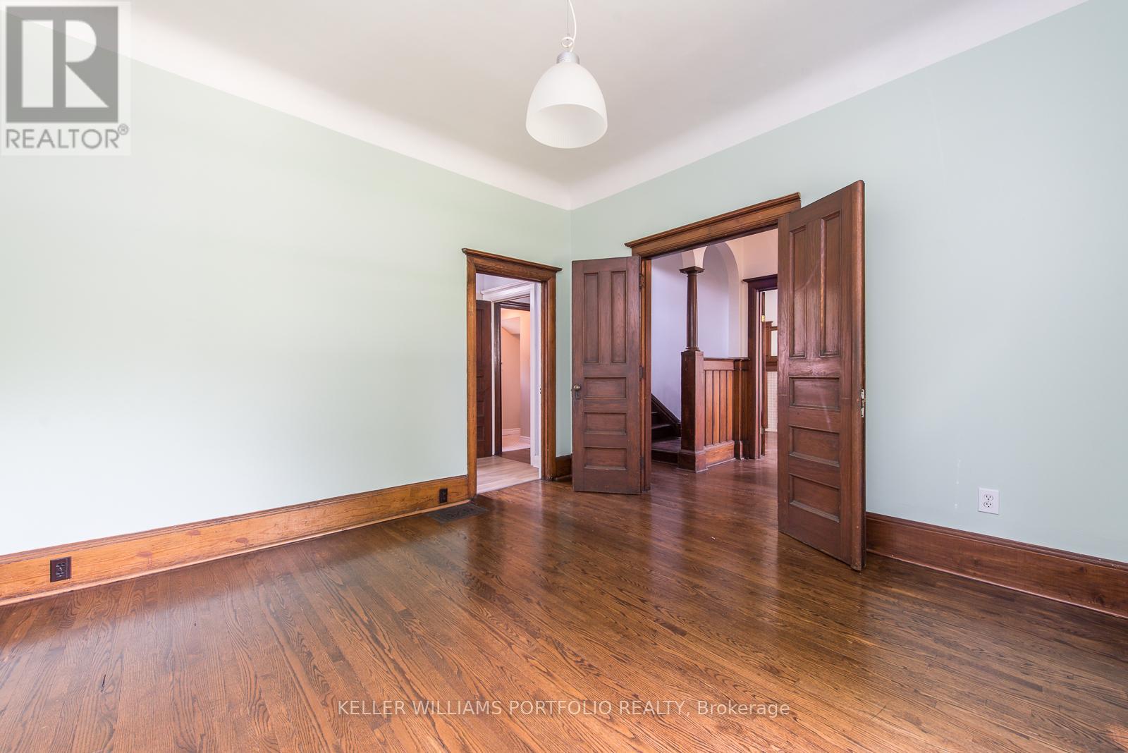 254 Evelyn Avenue, Toronto, Ontario  M6P 2Z9 - Photo 7 - W12215942