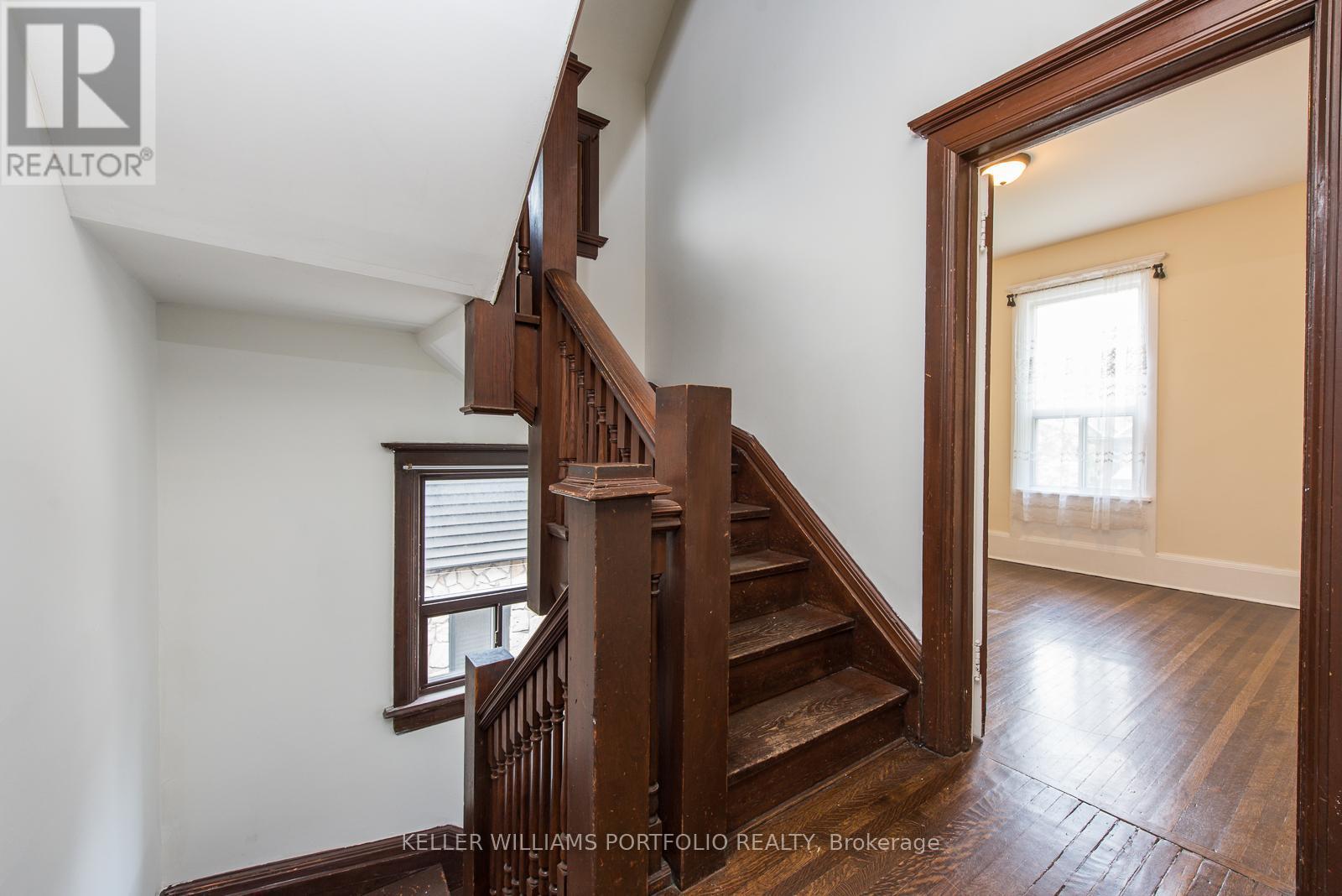 254 Evelyn Avenue, Toronto, Ontario  M6P 2Z9 - Photo 16 - W12215942