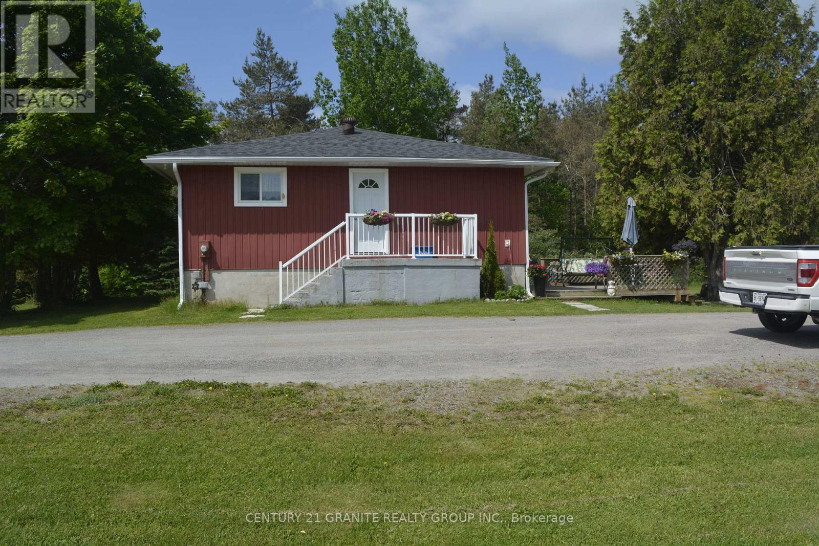 671 HASTINGS STREET N, Bancroft, Ontario
