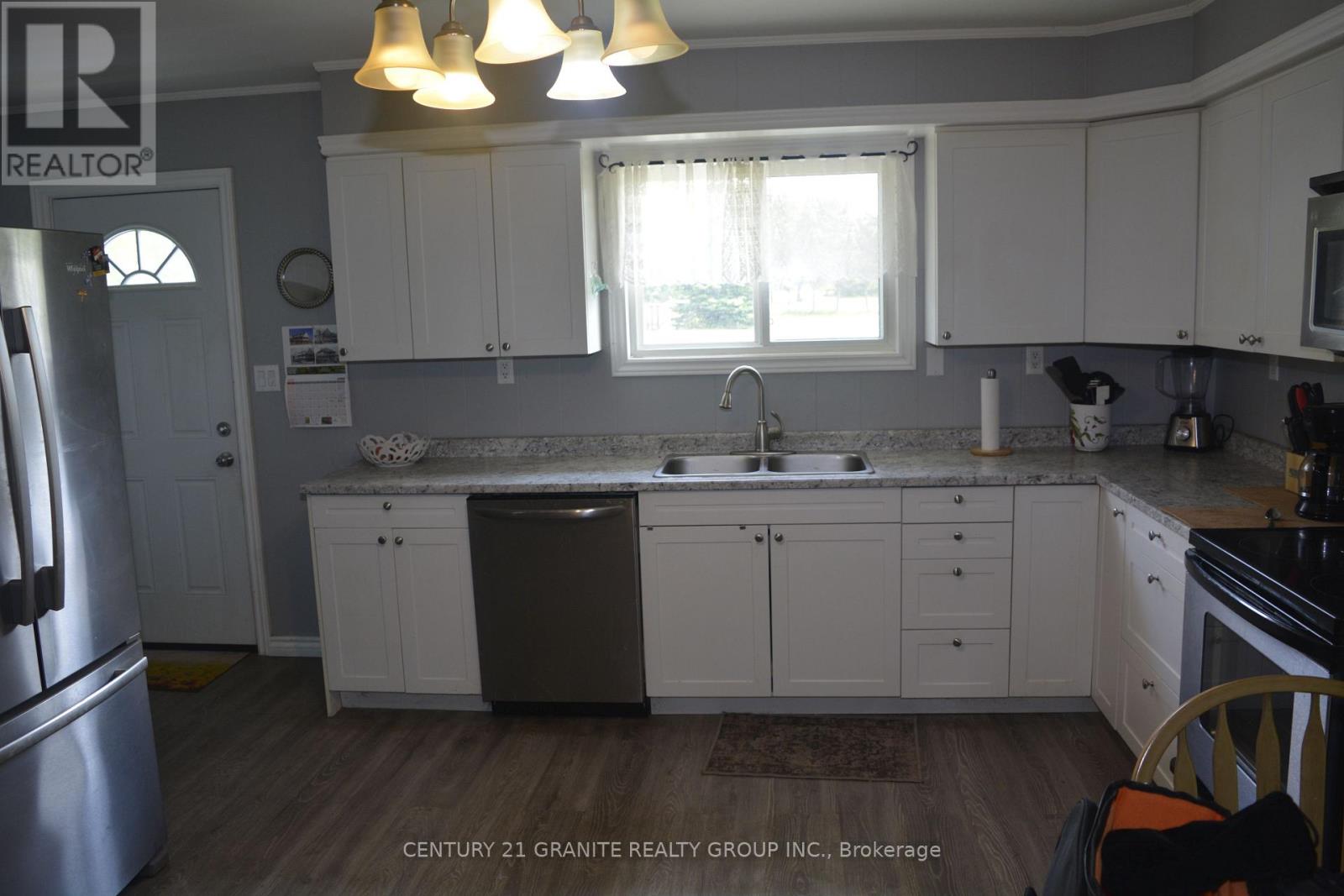 671 Hastings Street N, Bancroft, Ontario  K0L 1C0 - Photo 13 - X12216604