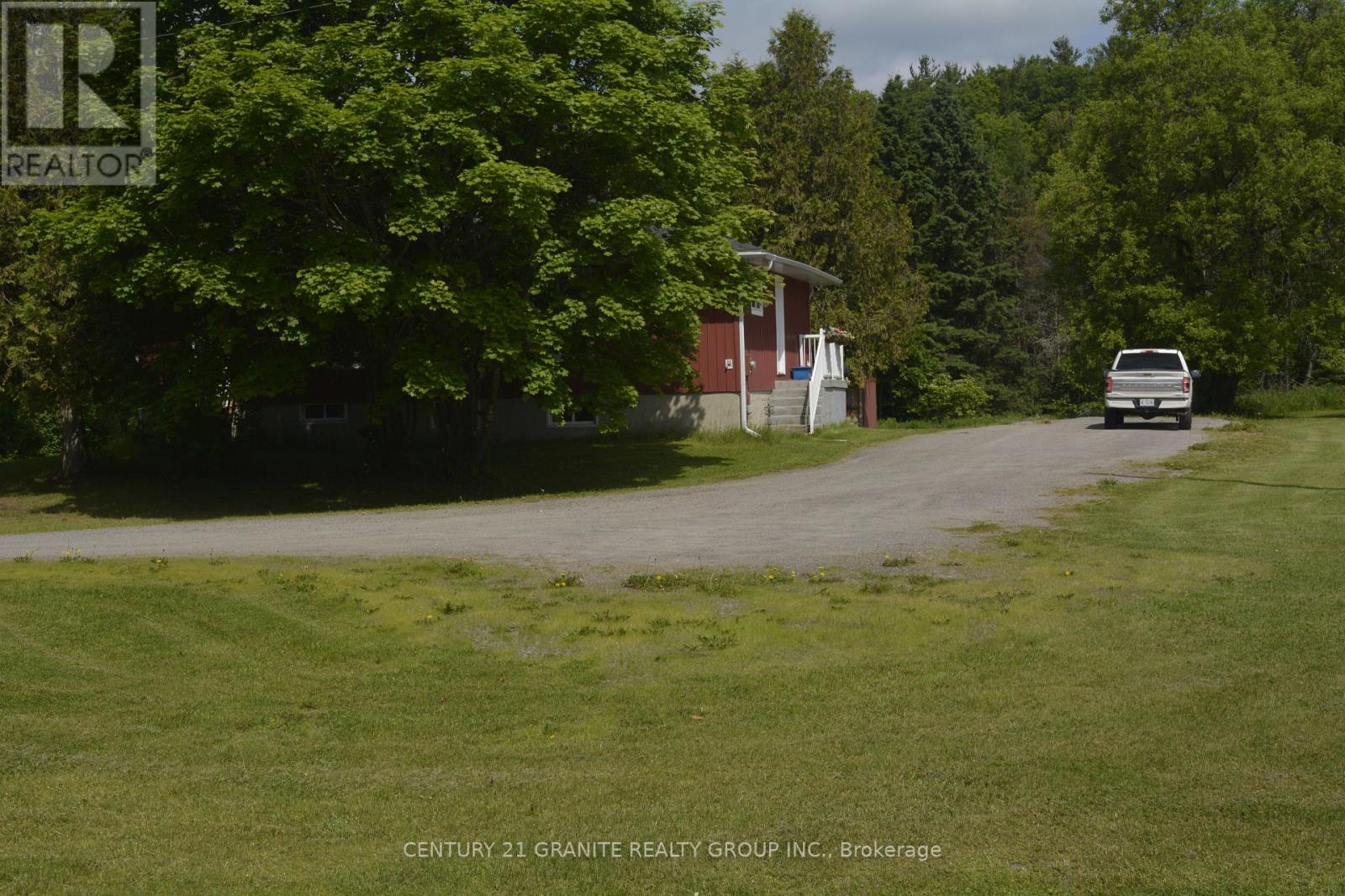 671 Hastings Street N, Bancroft, Ontario  K0L 1C0 - Photo 8 - X12216604