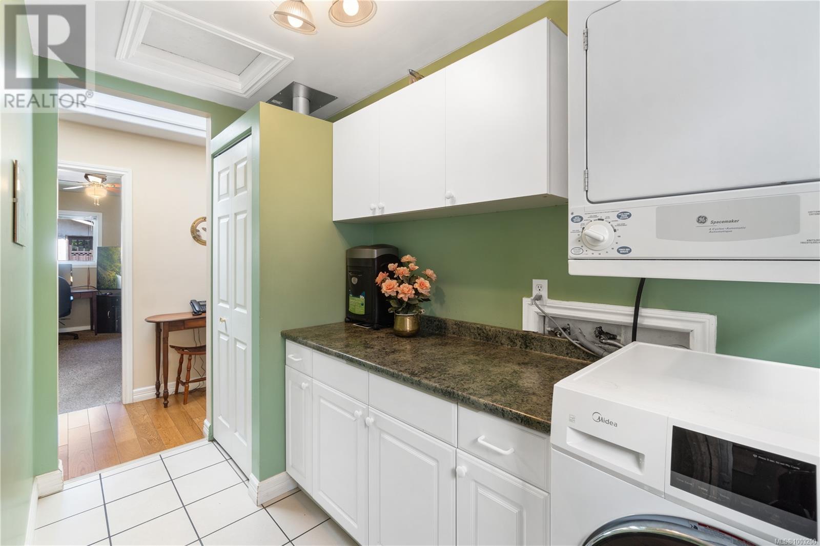 243 Hickey Ave, Parksville, British Columbia  V9P 1J7 - Photo 19 - 1003200