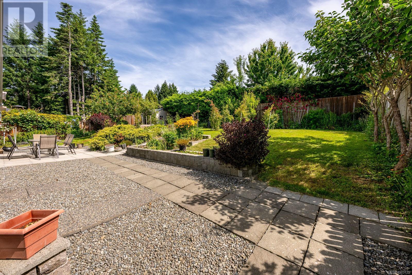 1000 Thorpe Ave, Courtenay, British Columbia  V9N 8C9 - Photo 13 - 1003129