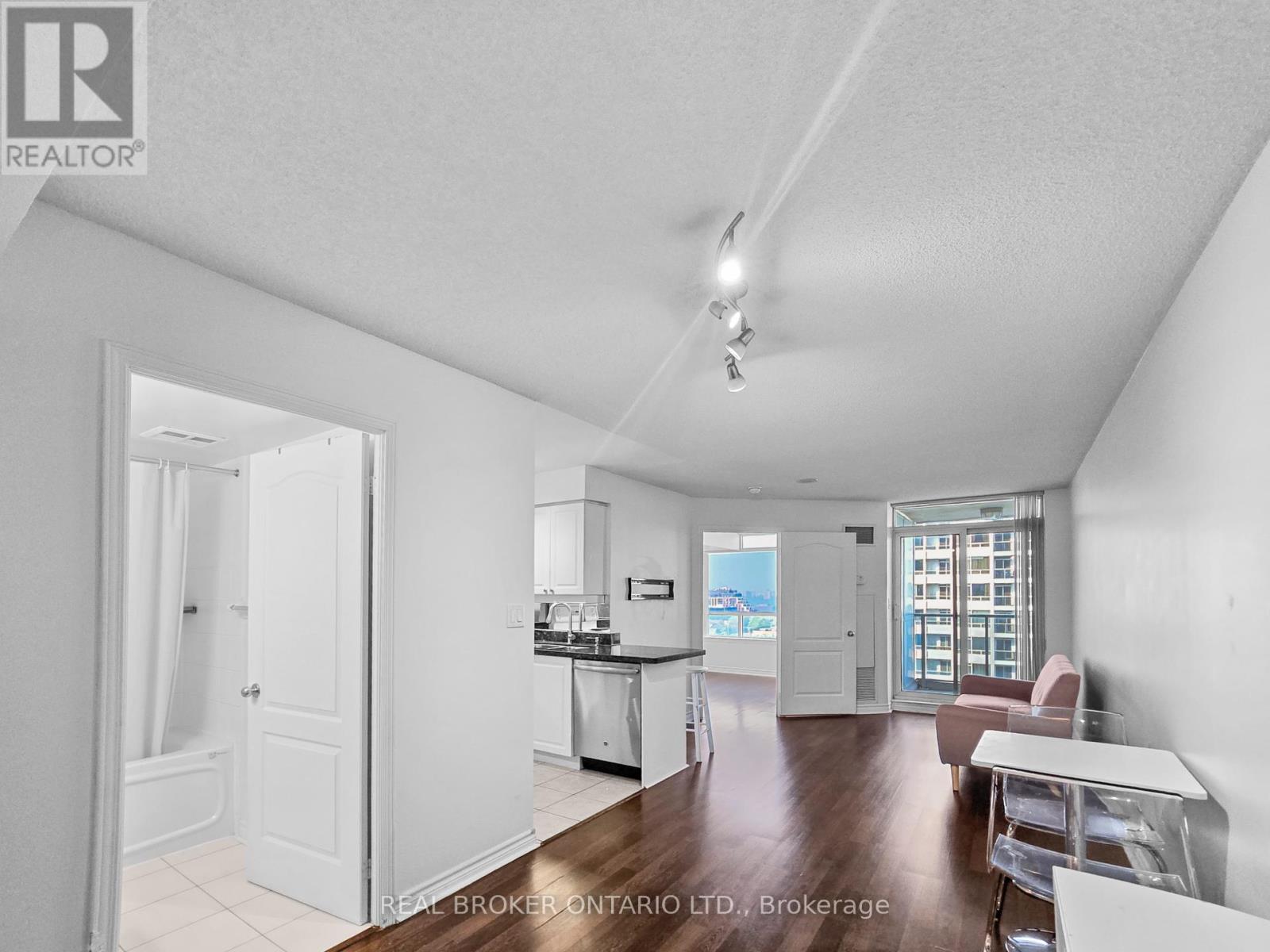 1006 - 1 REAN DRIVE, Toronto, Ontario
