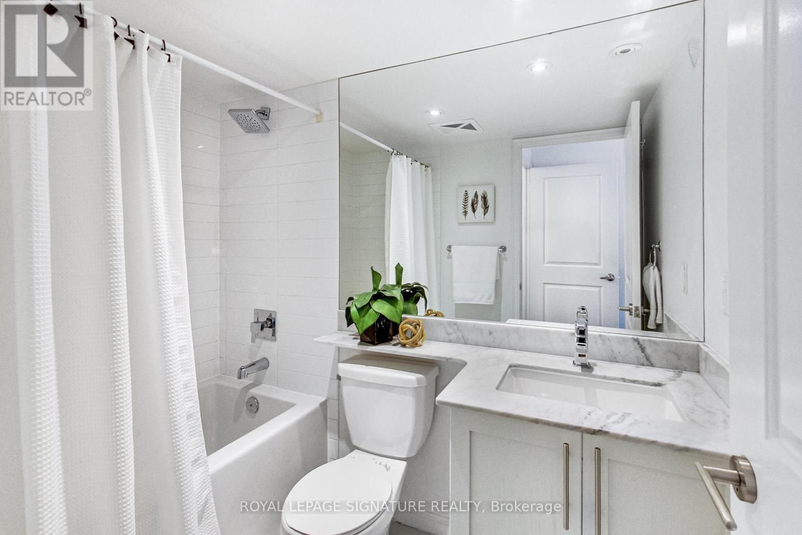 501 - 65 East Liberty Street, Toronto (Niagara), Ontario  M6K 3R2 - Photo 22 - C12216019