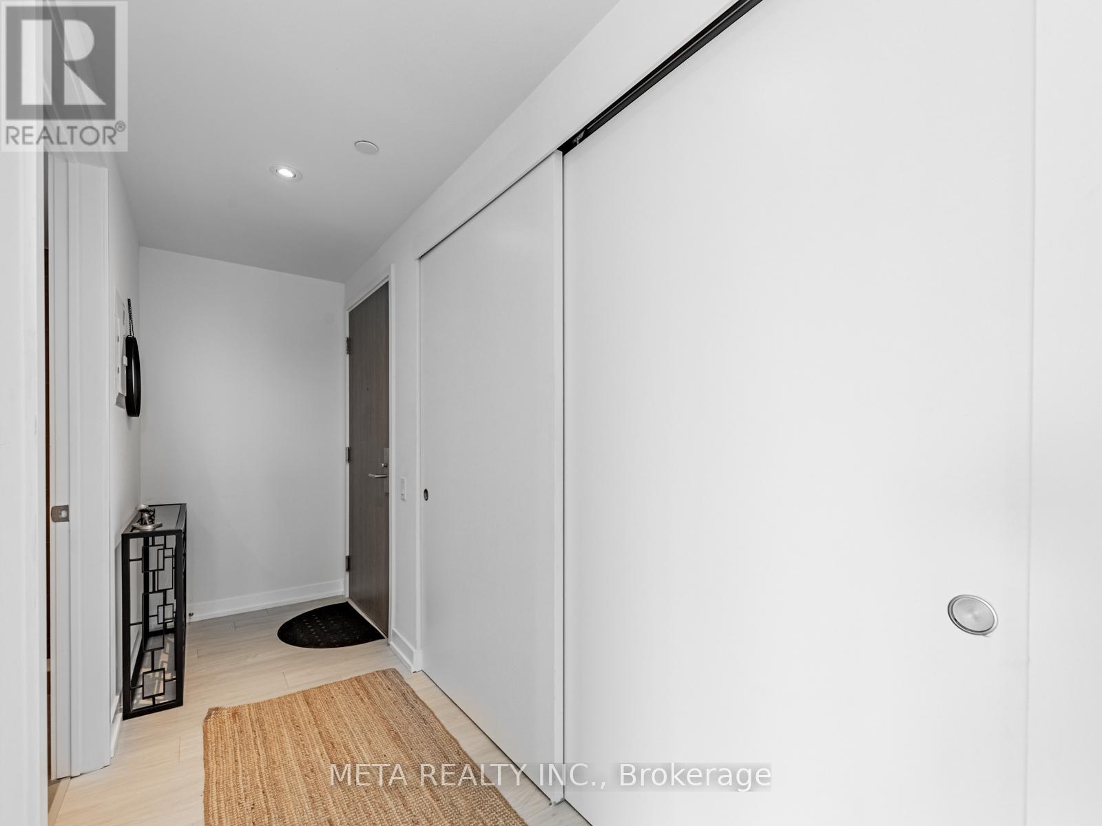 2110 - 161 Roehampton Avenue E, Toronto (Mount Pleasant West), Ontario  M4P 0C8 - Photo 3 - C12215976