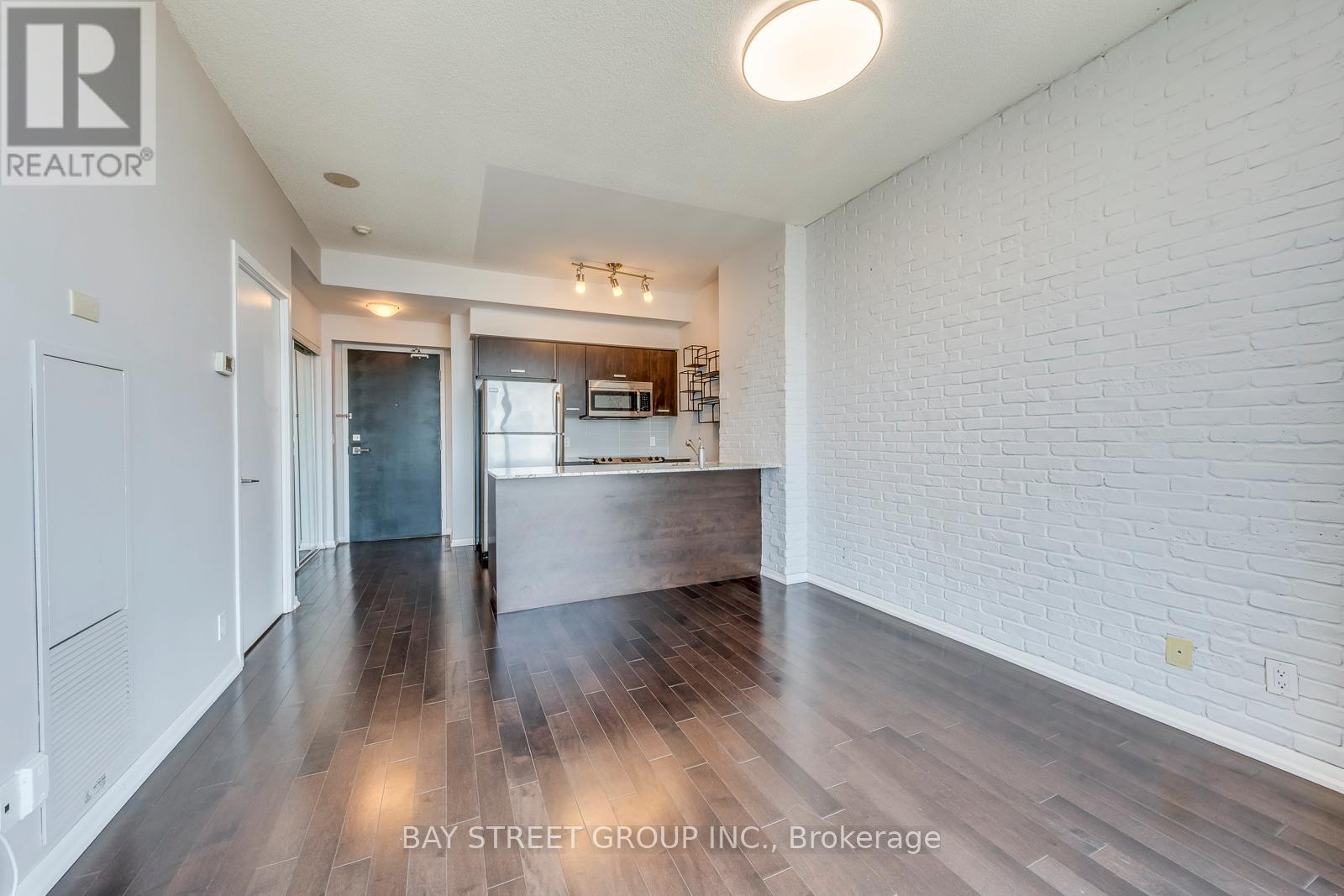 4804 - 832 Bay Street, Toronto (Bay Street Corridor), Ontario  M5S 1Z6 - Photo 18 - C12216093