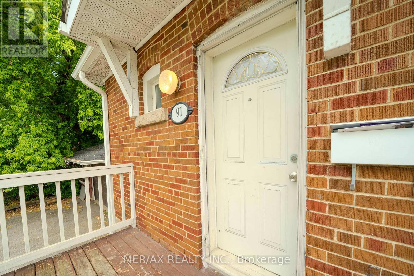 91 Steeles Avenue E, Toronto (Newtonbrook East), Ontario  M2M 3Y4 - Photo 3 - C12216073
