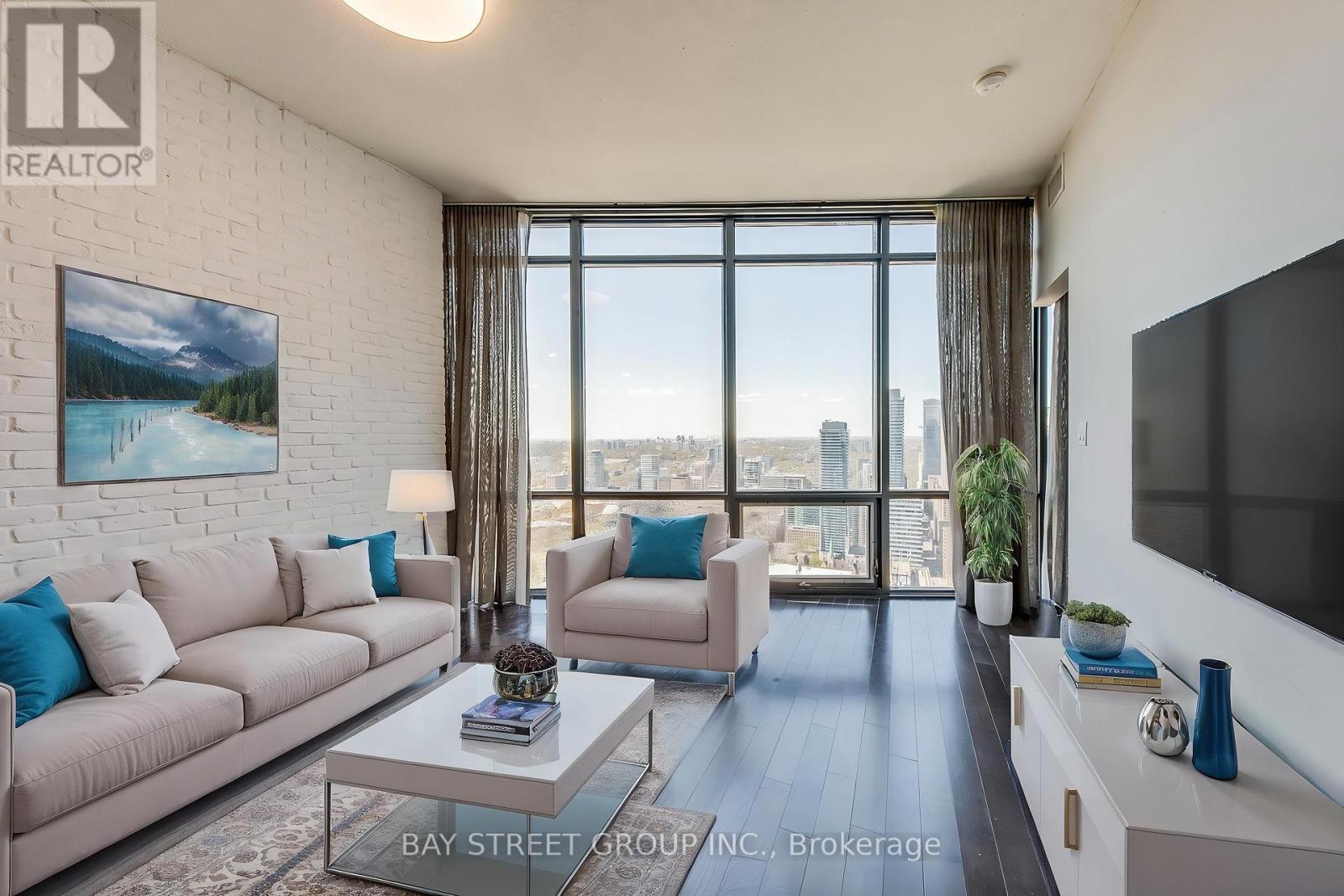 4804 - 832 Bay Street, Toronto (Bay Street Corridor), Ontario  M5S 1Z6 - Photo 19 - C12216093