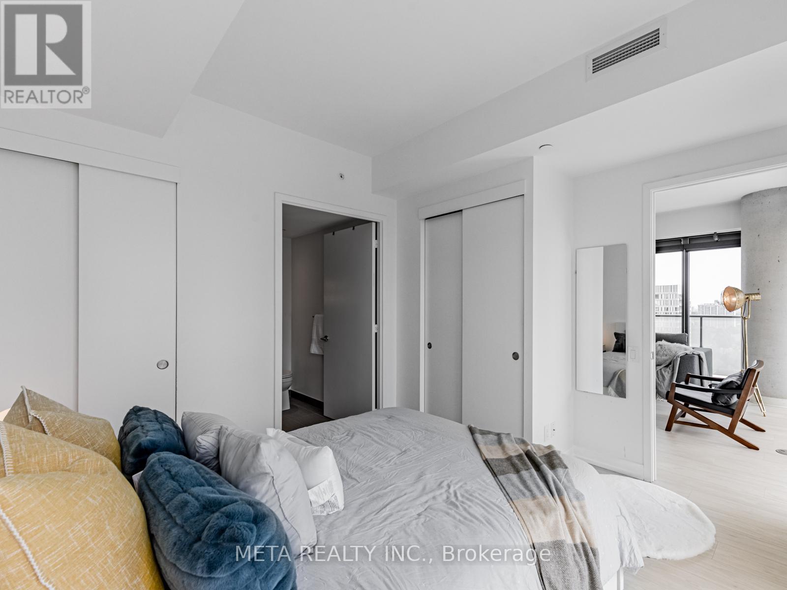 2110 - 161 Roehampton Avenue E, Toronto (Mount Pleasant West), Ontario  M4P 0C8 - Photo 16 - C12215976