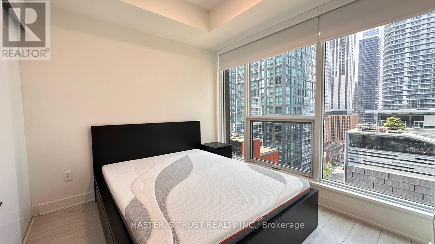 1105 - 15 Mercer Street, Toronto (Waterfront Communities), Ontario  M5V 0T8 - Photo 11 - C12216024