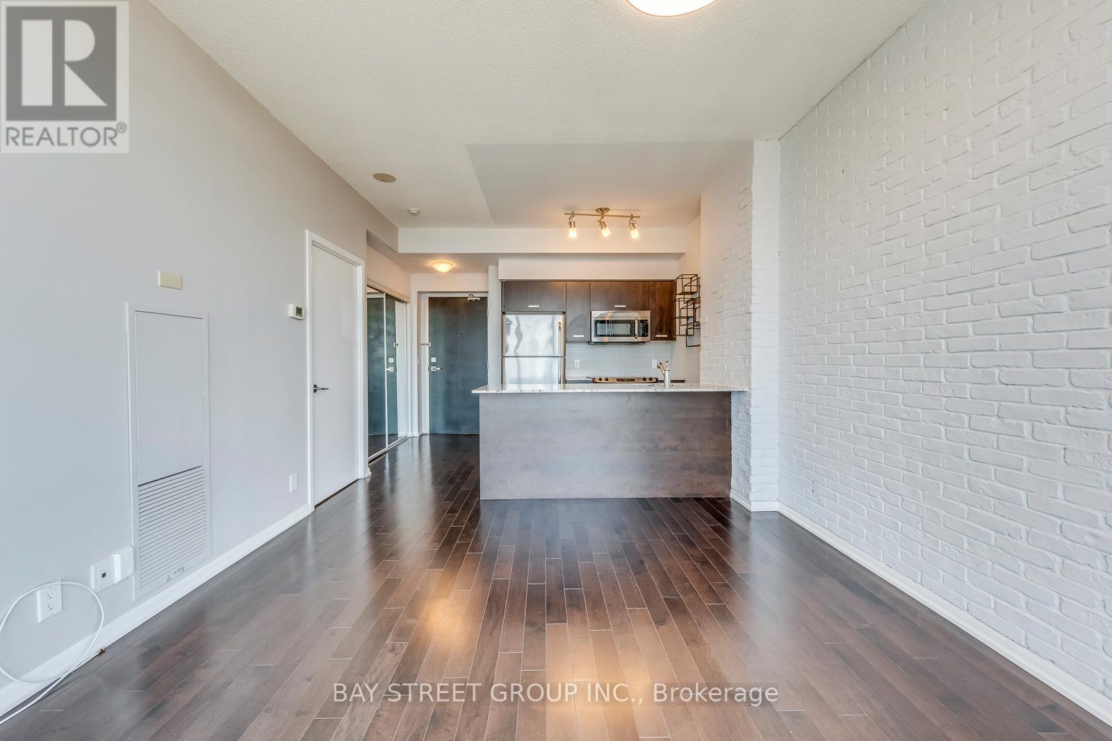 4804 - 832 Bay Street, Toronto (Bay Street Corridor), Ontario  M5S 1Z6 - Photo 16 - C12216093