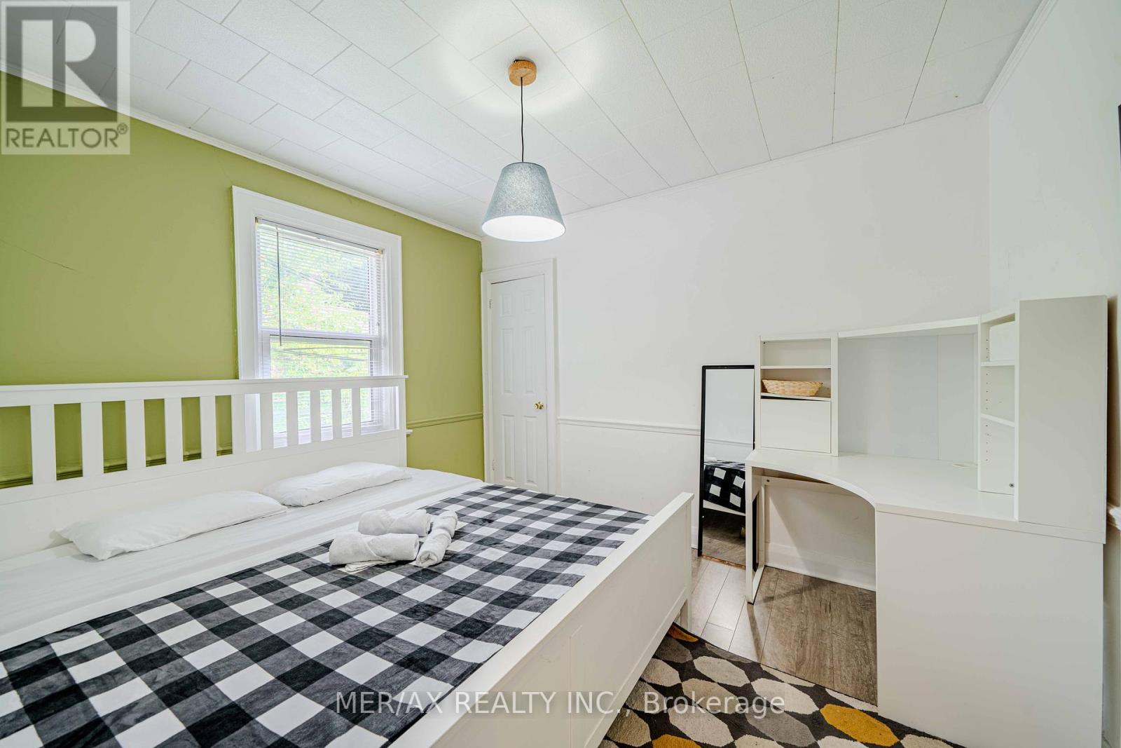 91 Steeles Avenue E, Toronto (Newtonbrook East), Ontario  M2M 3Y4 - Photo 16 - C12216073