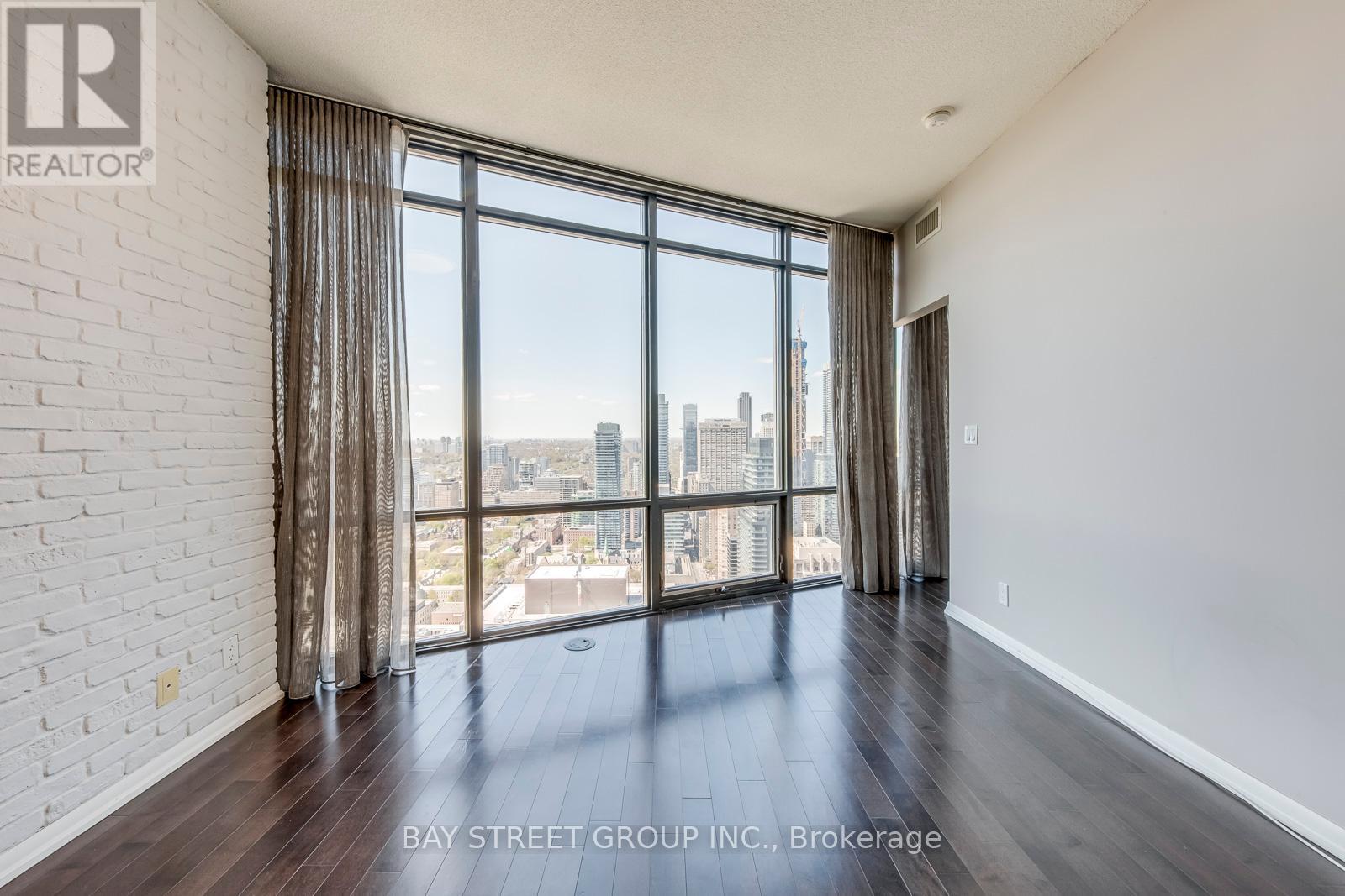 4804 - 832 Bay Street, Toronto (Bay Street Corridor), Ontario  M5S 1Z6 - Photo 13 - C12216093