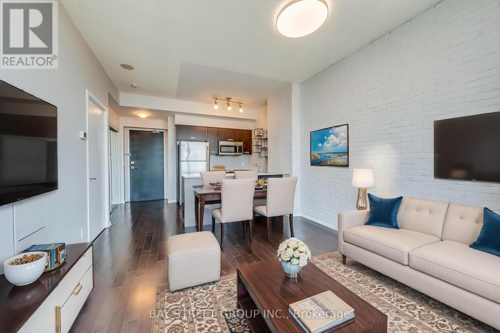 4804 - 832 Bay Street, Toronto (Bay Street Corridor), Ontario  M5S 1Z6 - Photo 17 - C12216093