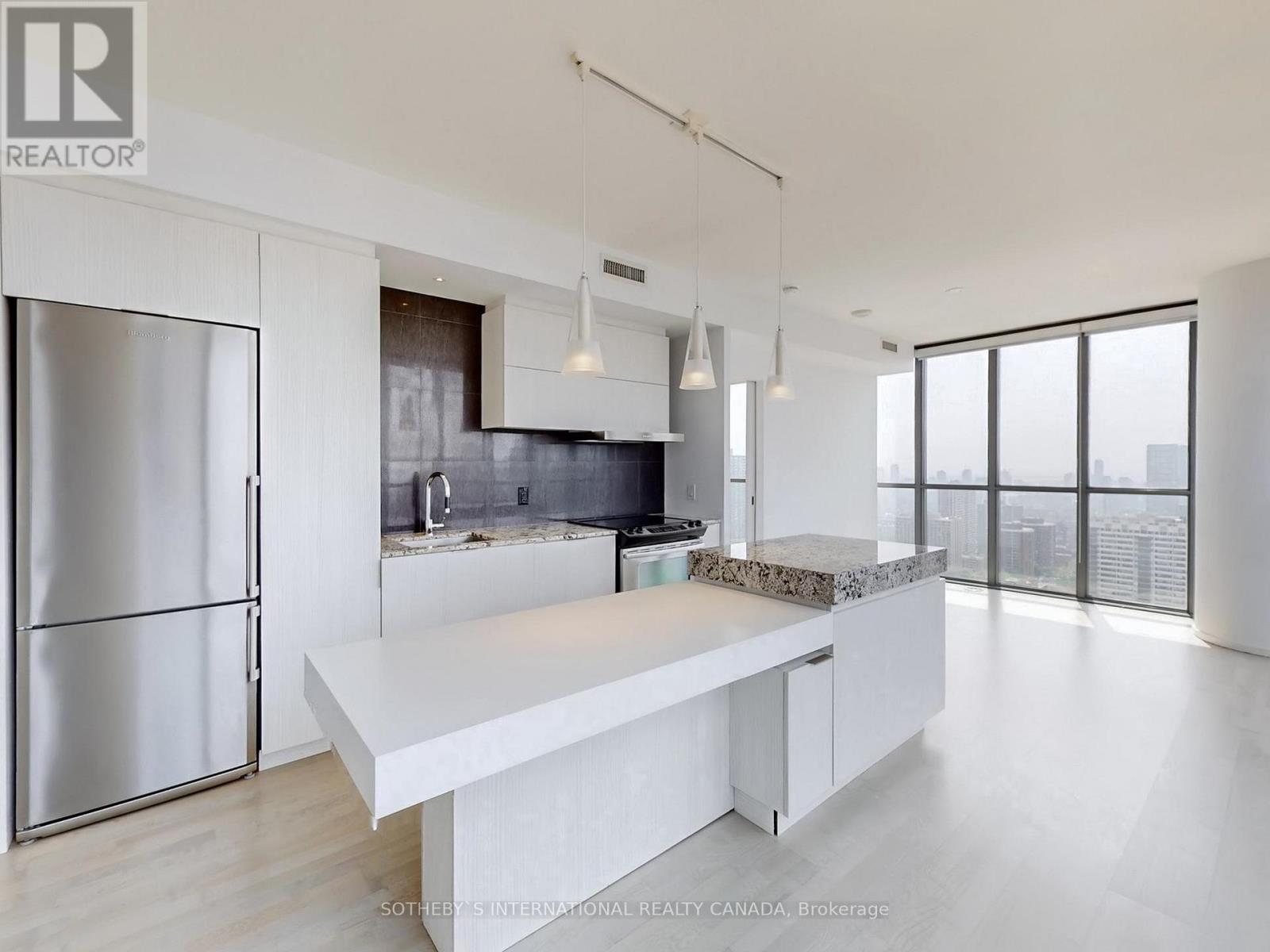3204 - 101 Charles Street E, Toronto, Ontario  M4Y 1V2 - Photo 9 - C12095010