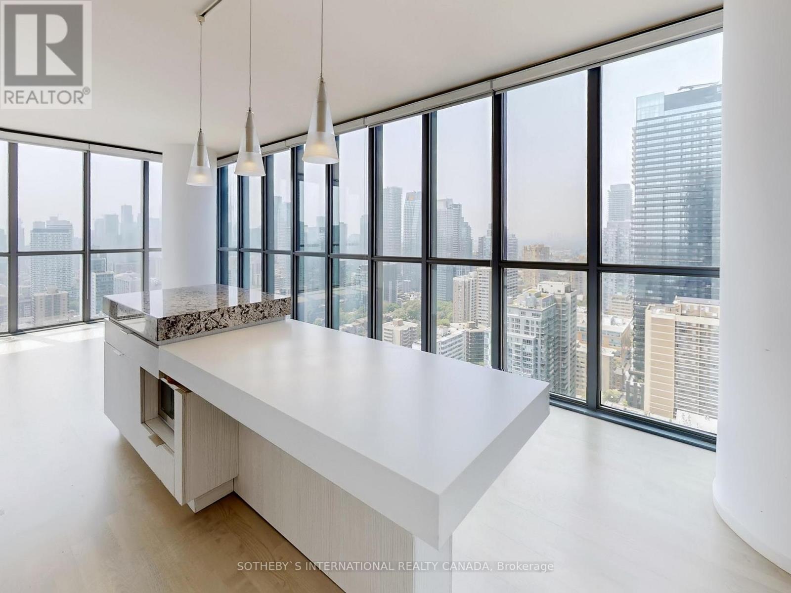 3204 - 101 Charles Street E, Toronto, Ontario  M4Y 1V2 - Photo 6 - C12095010