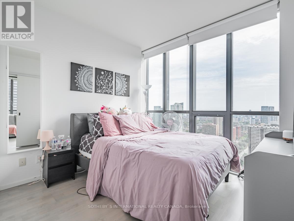 3204 - 101 Charles Street E, Toronto, Ontario  M4Y 1V2 - Photo 14 - C12095010